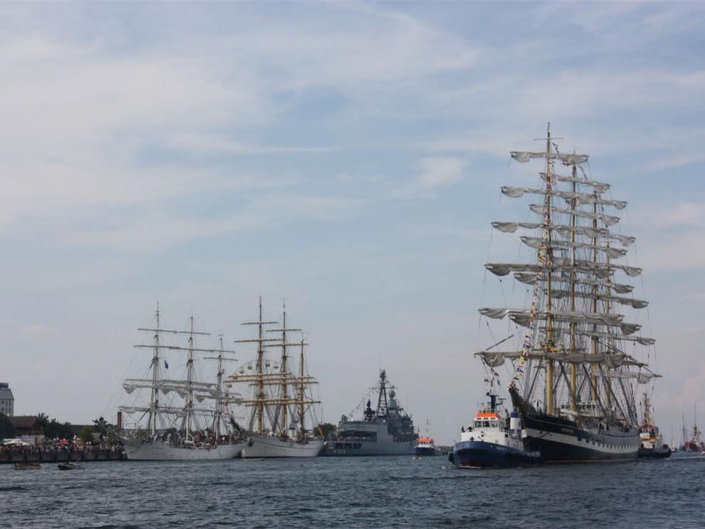 Schiffe auf der HanseSail